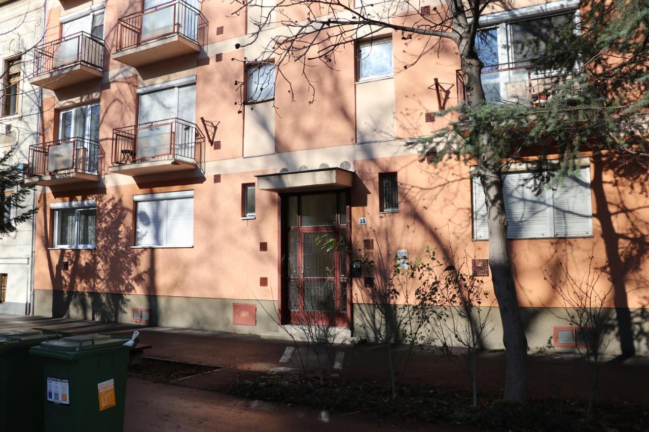 Petofi Apartman Leilighet Szeged Eksteriør bilde