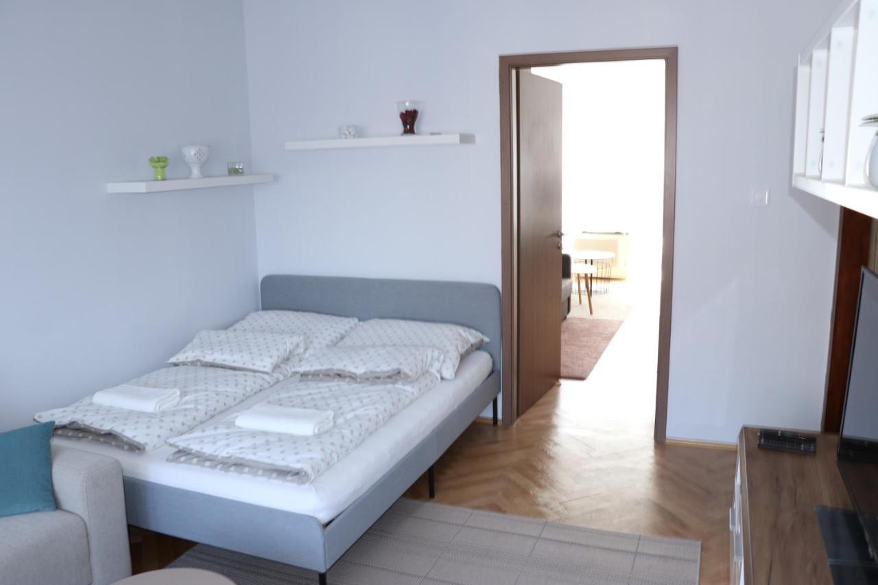 Petofi Apartman Leilighet Szeged Eksteriør bilde